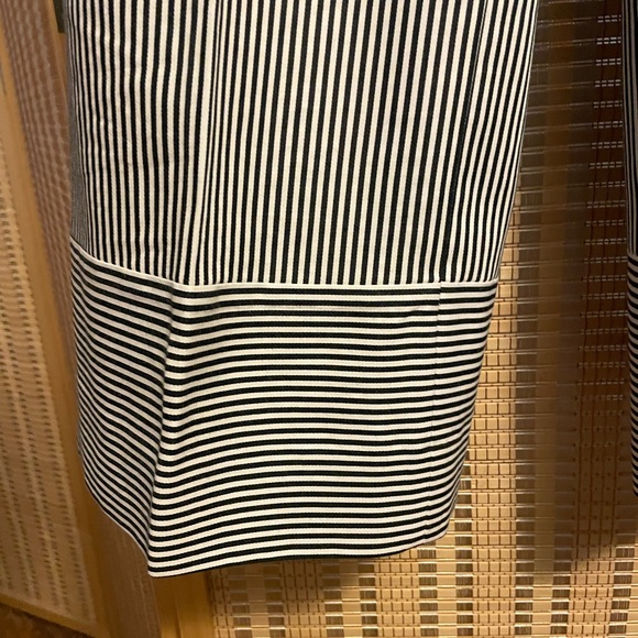 Cropped Trousers - Picture 4 of 5